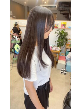 オリビアヘアー(OLIVIA HAIR) 縮毛矯正×レイヤーカットで軽やかストレート