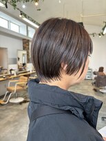 リノ 金山(Rino)&nbsp;デザインカラー/レイヤーカット/ウェットヘア/オリーブベージュ