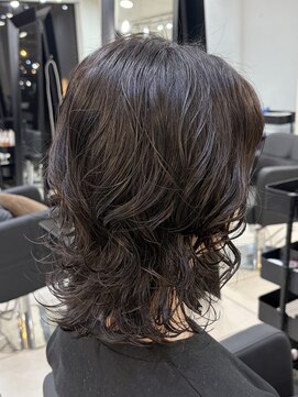 アクアオモテサンドウ(ACQUA omotesando) ＊ミディアムウルフパーマヘア！くびれウルフレイヤーパーマ