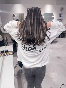 キング 心斎橋店(K!ng) 韓国オルチャンレイヤーカット透明感カラー顔まわり前髪カット