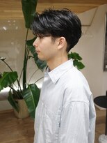 サーリー(SURLY)&nbsp;フェザーショートソフト刈り上げ毛流れヘア