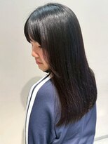 オンフ(onffo) 前髪カット ストレート 艶髪 ロング 黒髪 20代 髪質改善