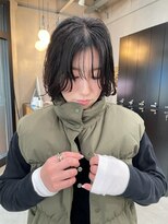 エン 三島(en)&nbsp;黒髪ボブ/シースルーバング/ダークトーン/アンニュイ/小顔/三島