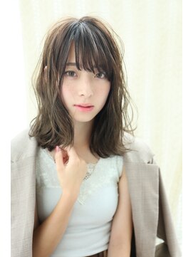 ネオリーブクレア 綱島店(Neolive Krea) ゆるふわ×ロブ アディクシーカラー 斜めバング[Neolivekrea綱島