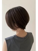 ビューティ堀出 高槻阪急店 ナチュラル丸みボブ×カーキグレージュ【30代/40代/50代】