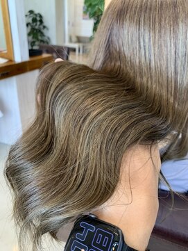 ラ メール ヘア デザイン(La mer HAIR DESIGN) オリーブベージュカラー