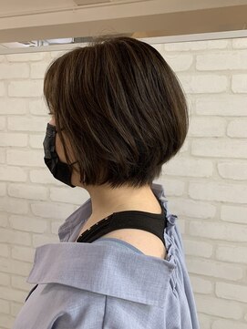 クラッチバイシオンアグリゲイト(CLUTCH by Zi-on aggregate) 丸みボブでスッキリと◎