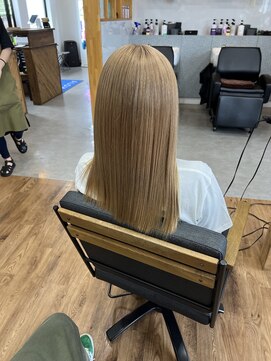 ルッカヘアガーデン バイ ラッシュゴールド(RUCCA HAIR GARDEN by LUSH GOLD) ミルクティーベージュ