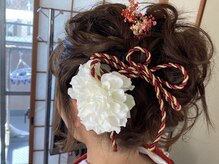 ヘアセットも好評頂いております♪着付けと一緒ならサービス！