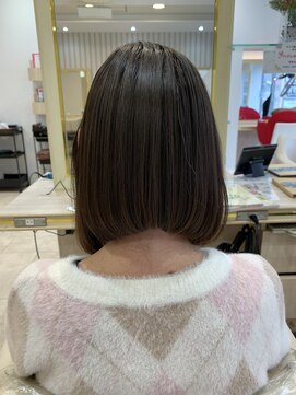 アッシュ 仙川店(Ash) 40代50代60代 ハリウッド女優風 前下がりワンレンボブ