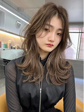 サイン 渋谷(SIGN) レイヤーカットインナーカラーイヤリングカラー色落ち綺麗表参道