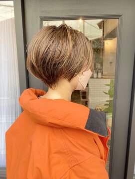 ハレマ(HARE/MA) ショートボブ+ハイライト