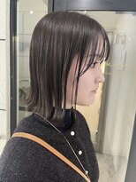 アグー(Aguu)&nbsp;透明感たっぷりオリーブグレージュ