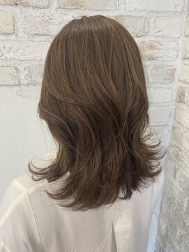 エルサフィロ ヨドヤバシ(el zafiro yodoyabashi) ナチュラルハイライト/白髪ぼかし/20代30代40代50代60代