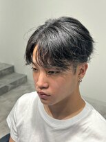 ジェントル(GENTLE) フェザーショート波打ちアップバングウルフ毛流れ
