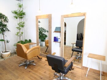 ヘアーアンドリラックス ランコス(Hair&Relax Rancos)の写真/カウンセリングを丁寧に行い、お客様の悩み改善にしっかり向き合います。お客様を待たせないのも魅力です！