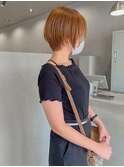 ブラウンショートボブ
