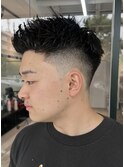テーパーフェードスパイキーショート