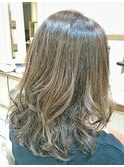 【イルミナカラー】　アッシュベージュ