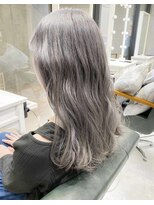 デイズ(days)&nbsp;10代/20代/30代アッシュブラウンデザインカラー☆デジタルパーマ