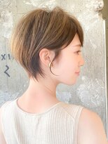 ひし型耳掛けショートボブ/表参道/30代40代50代/小顔カット