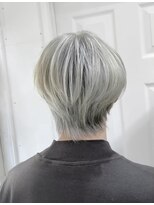 ウーロス(uros.) ハイトーンシルバー