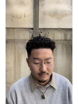 ウェルネス(Wellness)&nbsp;スパイラルパーマ、サイドパート、韓国マッシュ、宮城リョータ