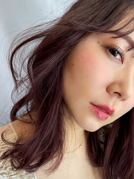 イトシテ くびれ韓国ヘア×ピンクバイオレットカラー【本多身和子】