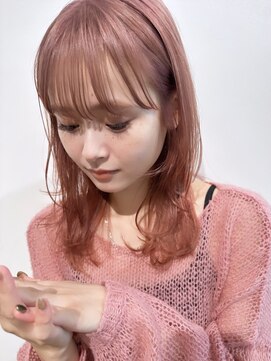 ディッセンバー 神宮前(December) ピンクベージュ/ベージュ/ピンク/ハイトーンカラー/前髪/渋谷