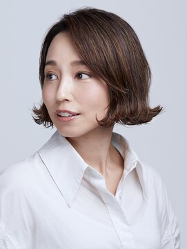 シン フルリール(Shin fleurir) 大人可愛い似合わせカット20代30代40代50代外ハネショートボブ