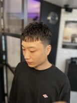 フランクスバーバーリザーブ 人形町店(FRANK’S BARBER RESERVE) クロップ/フェード/人形町 y
