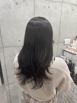 ネウィ 池袋(newi) オリーブグレイ