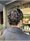 ショートヘアでもできるピンアレンジ