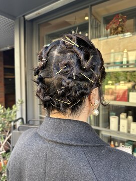 セット(Sete) ショートヘアでもできるピンアレンジ