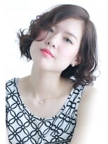 トップシェイプ(TOP SHAPE) 大人可愛いゆるウェーブショートボブ