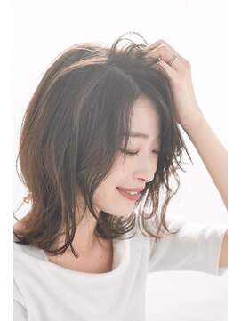 ヘアサロン アティリー(Hair Salon Attirer) 王道ひし形、外ハネスタイル 【Attirer 飯田裕之】