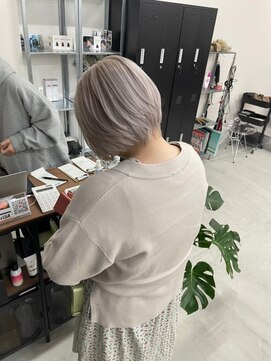 エイル 茶屋町(Eir) 【ブリーチ】【ハイトーン】【髪質改善】【トリートメント】