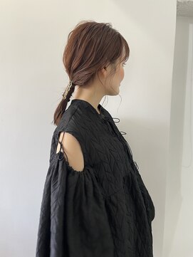 アスター(astar) 【astar】タイトポニー　ピンアレンジ