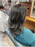 ロングレイヤーハイライトカラーバレイヤージュグレージュカラー