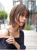 ミディアムレイヤーカットボブウルフ/10代20代/インナーカラー
