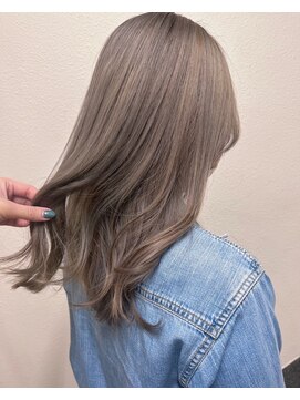 ヘアーアンドメイク シーク 吉祥寺(HAIR&MAKE SeeK) 【seek吉祥寺】ブリーチあり『シルバーベージュ』