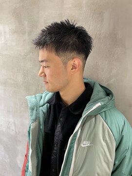 ロディーナコク 大口 新子安(rodina.coc) フェード風ベリーショート/ビジネスショート/黒髪/刈り上げ