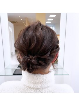 ヘアポジション 泉店(HAIR Position) ゆるふわシニオン