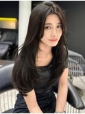 韓国風レイヤーカット ストレート 黒髪 ロングレイヤー