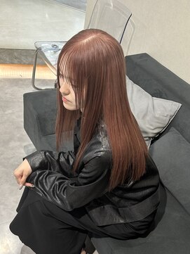 ローレン(Lolen.) ピンクベージュ×ロングヘア/小顔に見せる顔周り