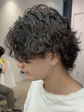 フィフス 天神大名(fifth) 天神大名波巻きスパイラルパーマメンズパーマセンターパート30代