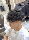 スペインカール フェード 海外風 メンズパーマ