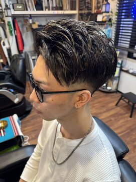 アーリータイムズ(EARLYTIMES) スキンフェードパートスタイル