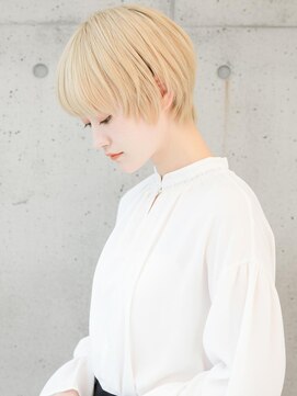 ニューヨークニューヨーク イオンスタイル東淀川店(NYNY) 大人っぽハイトーンくびれショート【淡路/上新庄】