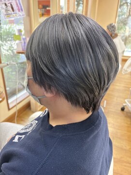 シルバーグレーカラー